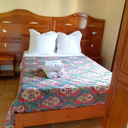 Appartement Moderne A Pointe Noire 36 M² Piscine & Jacuzzi 외부 사진